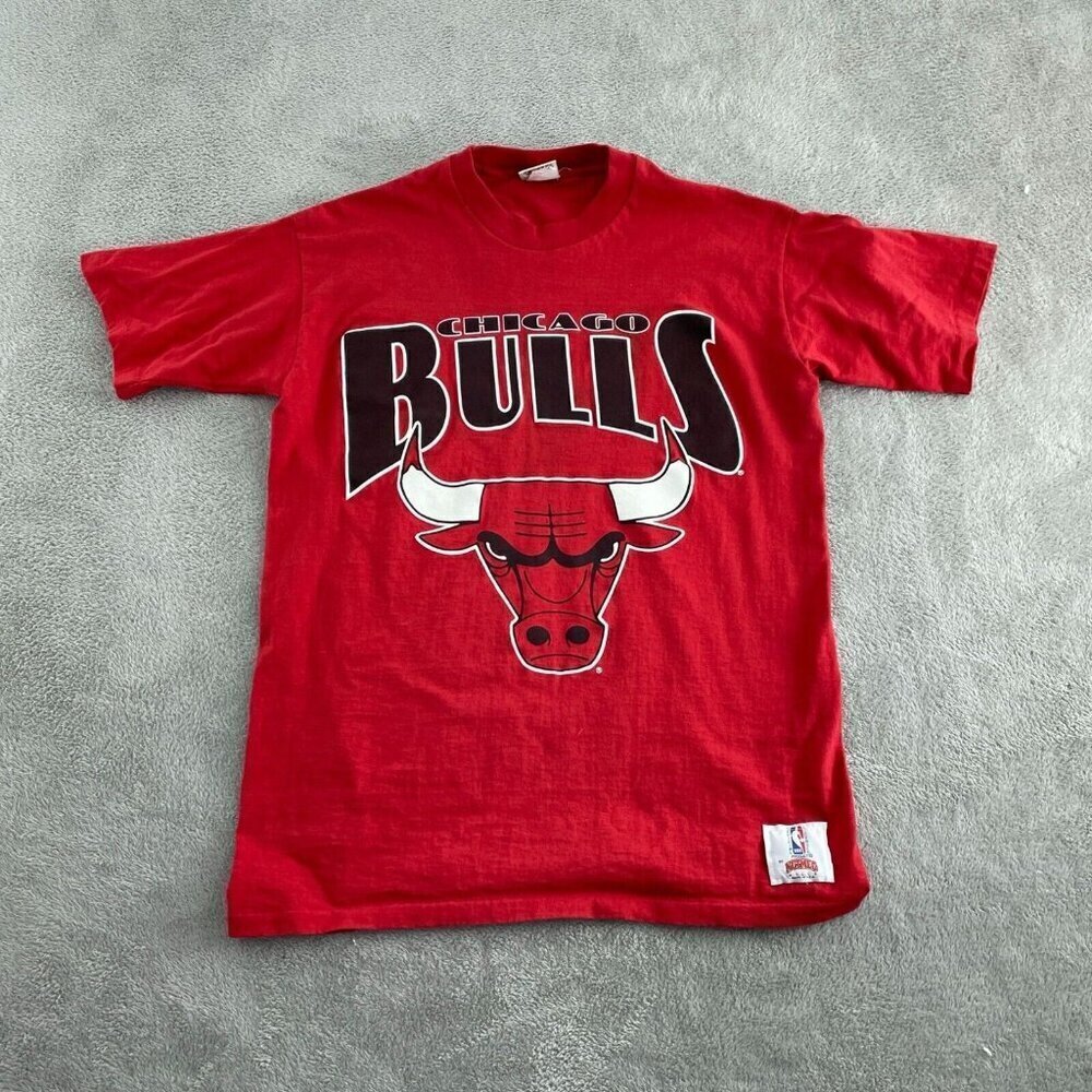 Vintage Nutmeg Mills Chicago Bulls Red T-Shirt L NBA Licensed USA  0873